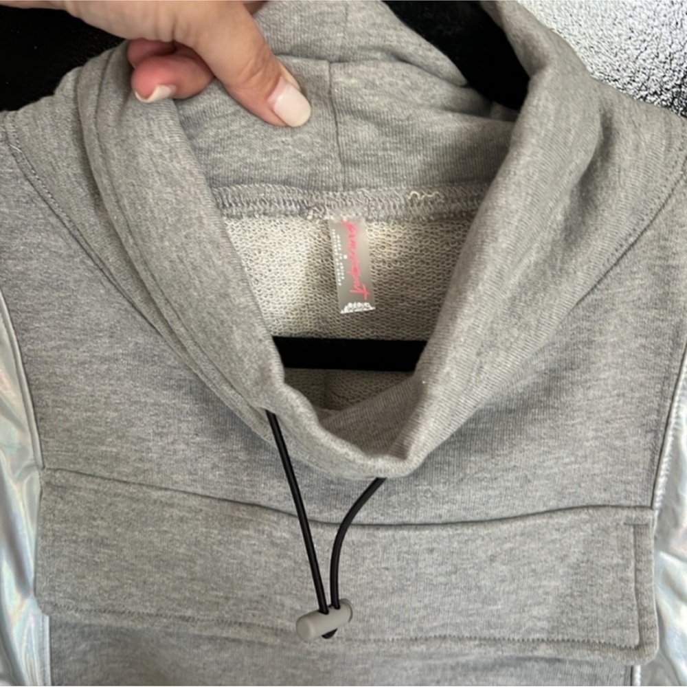 FP Movement Top, Crop Style - Picture 5 of 9